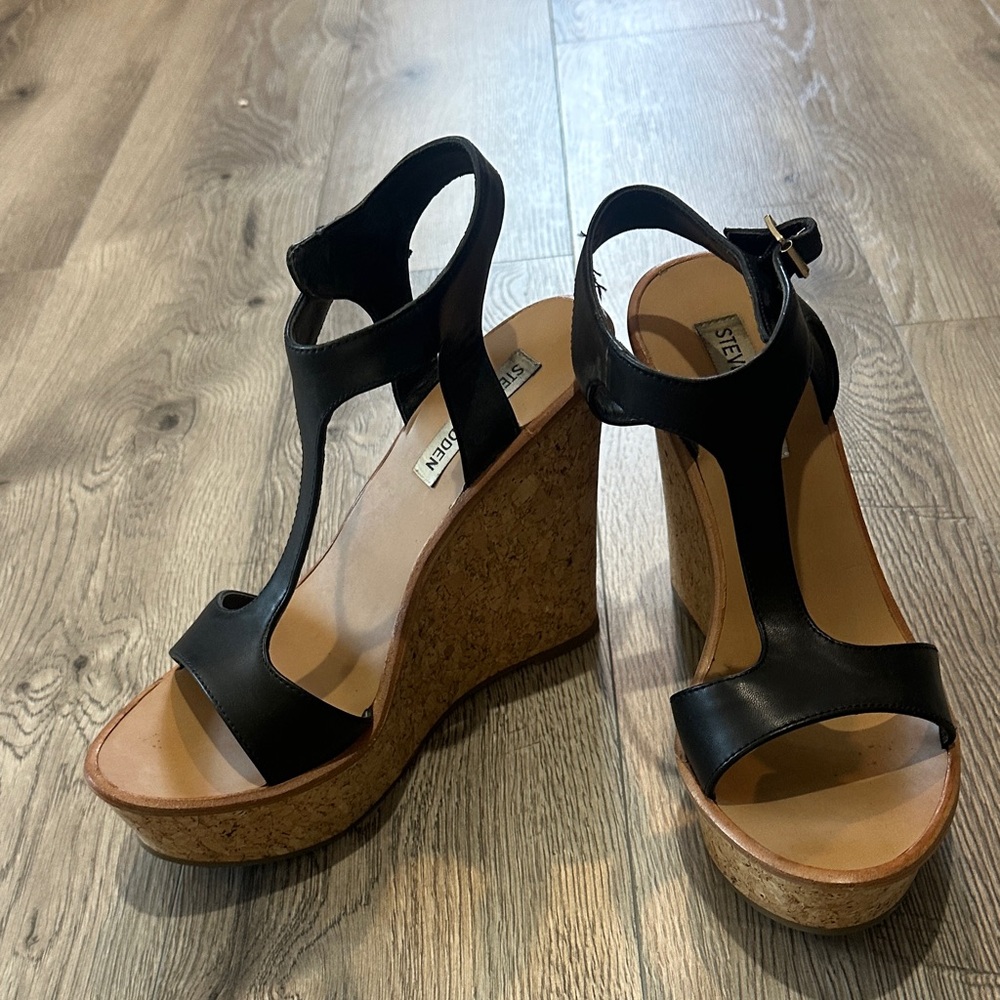 Steve Madden I luv it Black Cork Wedge Sandals